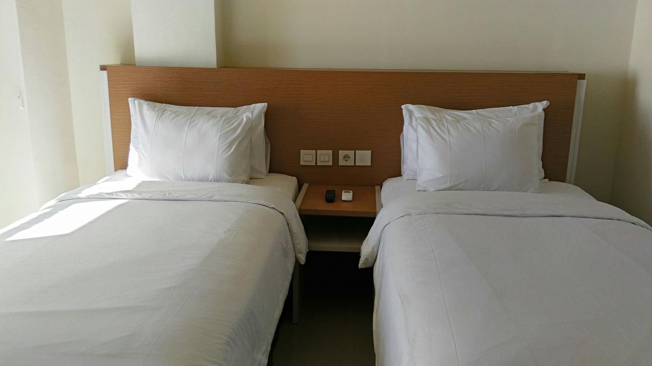 Big Fish Hotel Manado Exterior foto